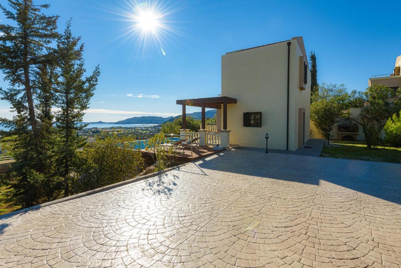 Aegean Blue Villa'S กาลาธอส ภายนอก รูปภาพ